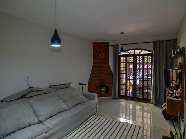 #5 - Casa para Venda em Barueri - SP - 1