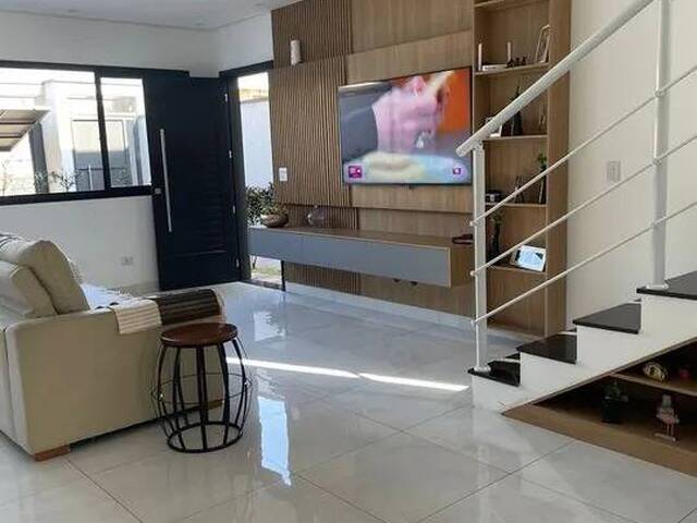 #27 - Casa para Venda em Santana de Parnaíba - SP - 3