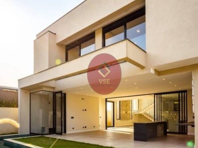 #29 - Casa para Venda em Santana de Parnaíba - SP - 1