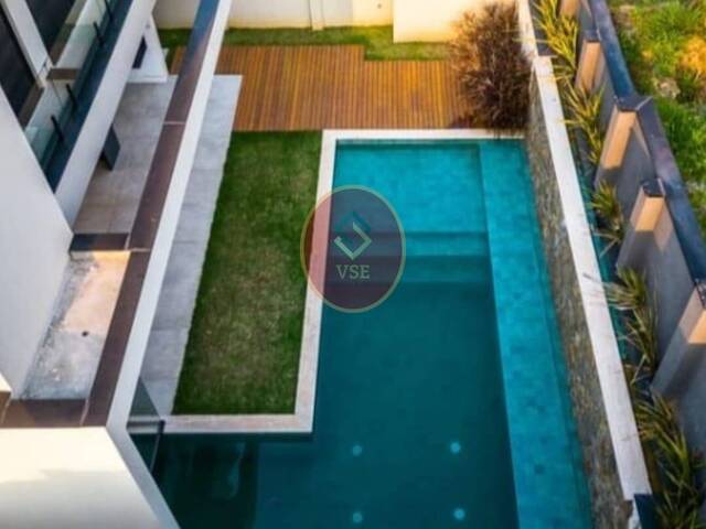 #29 - Casa para Venda em Santana de Parnaíba - SP - 2