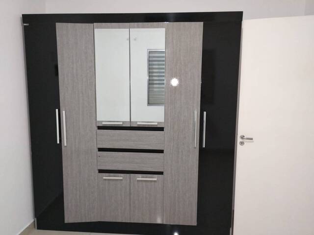 Apartamento para Venda em Carapicuíba - 4