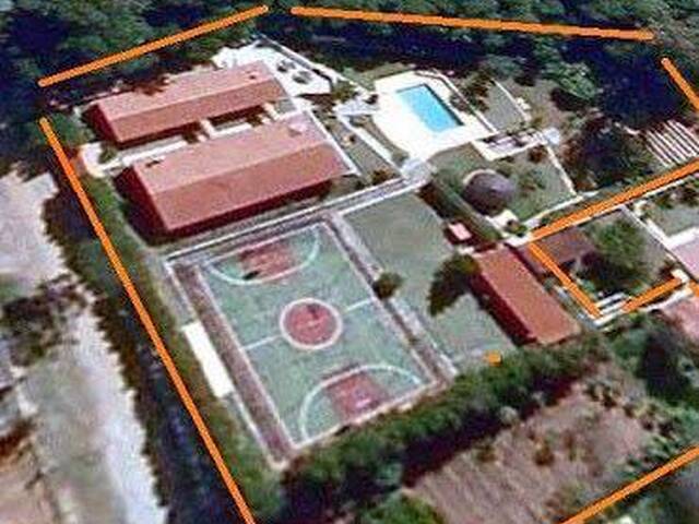 #84 - Casa para Venda em Santana de Parnaíba - SP